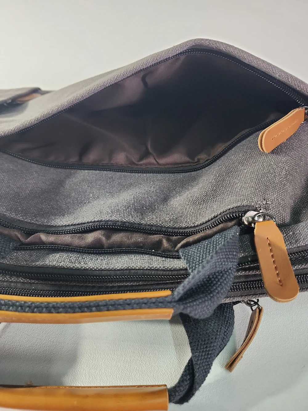 Estarer stylish gray